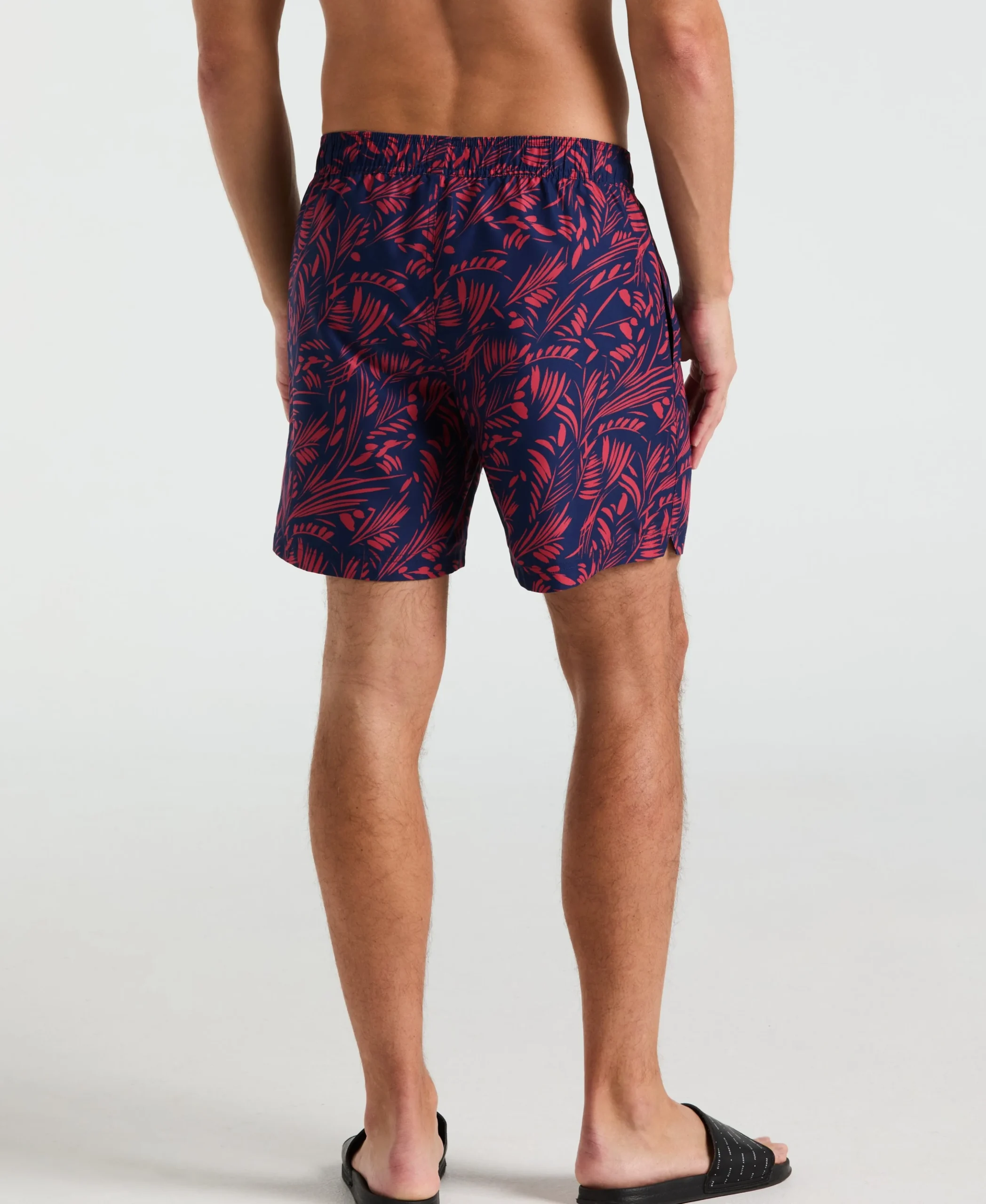 CLEARANCE 7" Leaf Print Swim Short